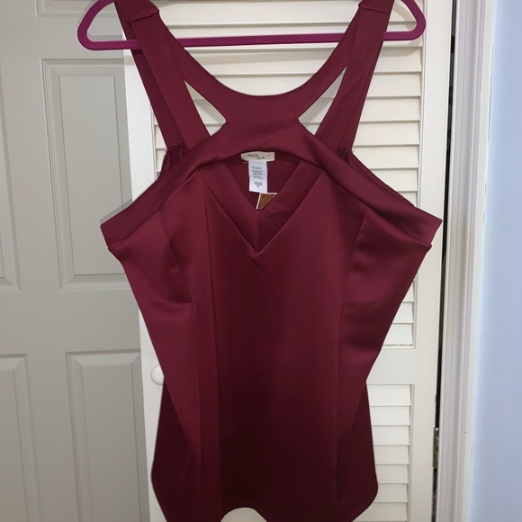 Strappy tank - Picture 1 of 4